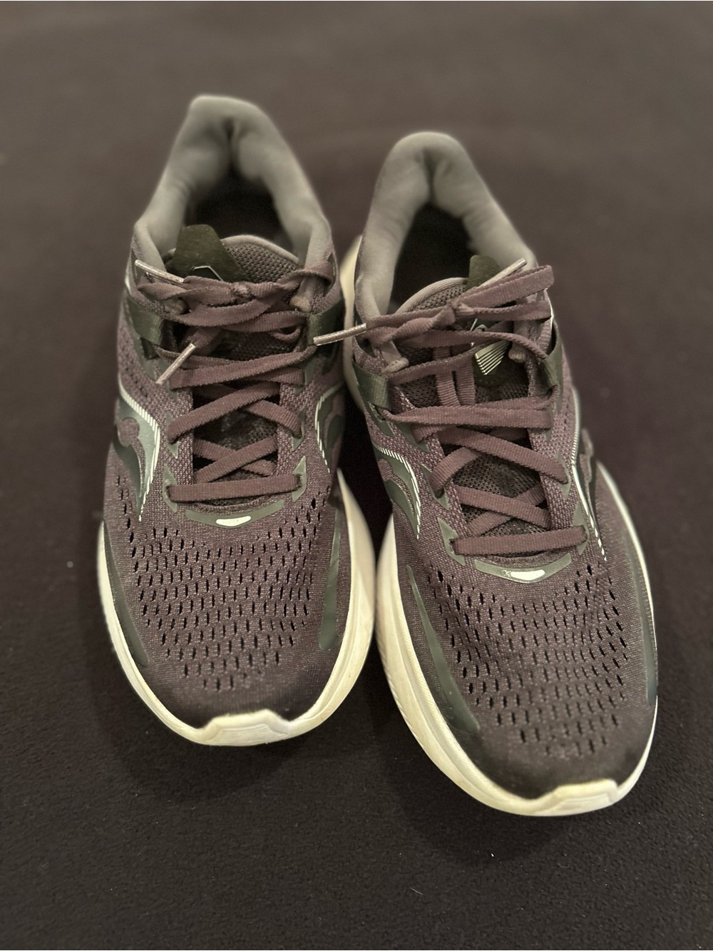 Women’s Performance Running Shoes - Dark Purple